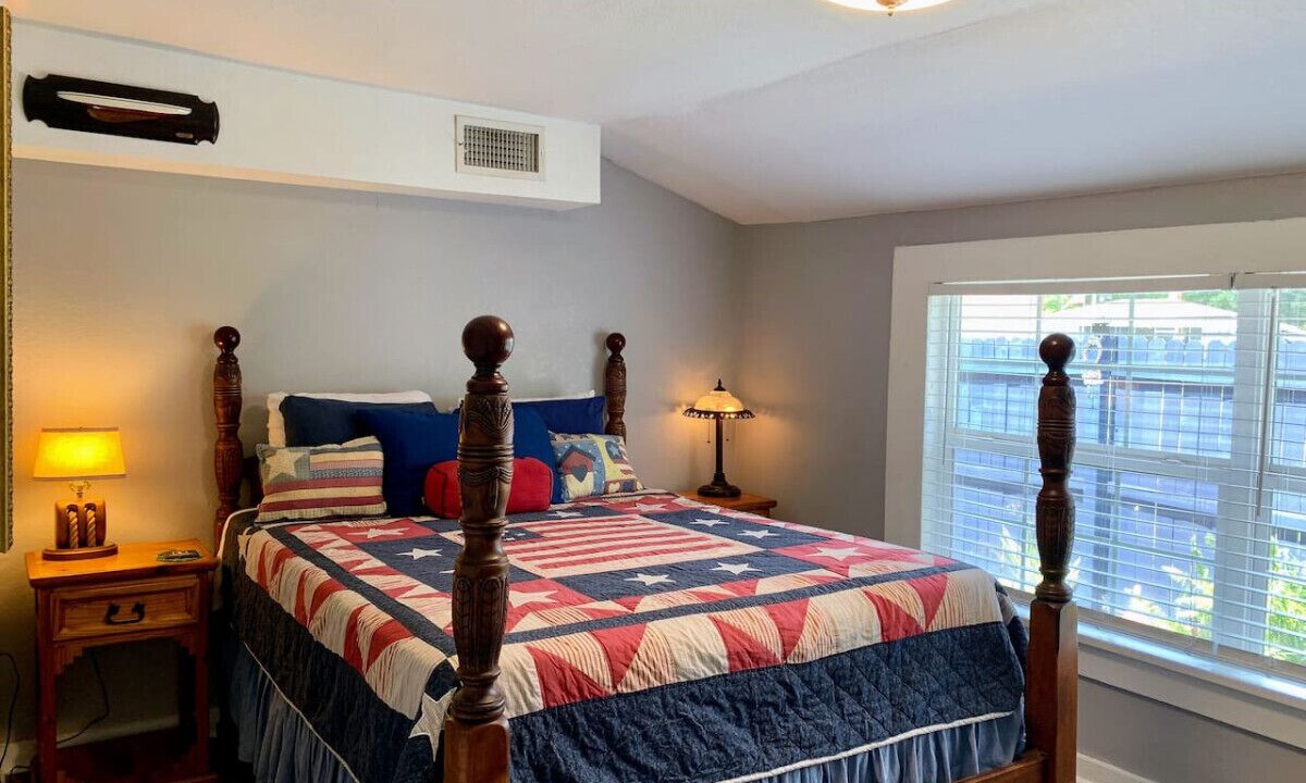 Photo of Bedroom in Winter Haven