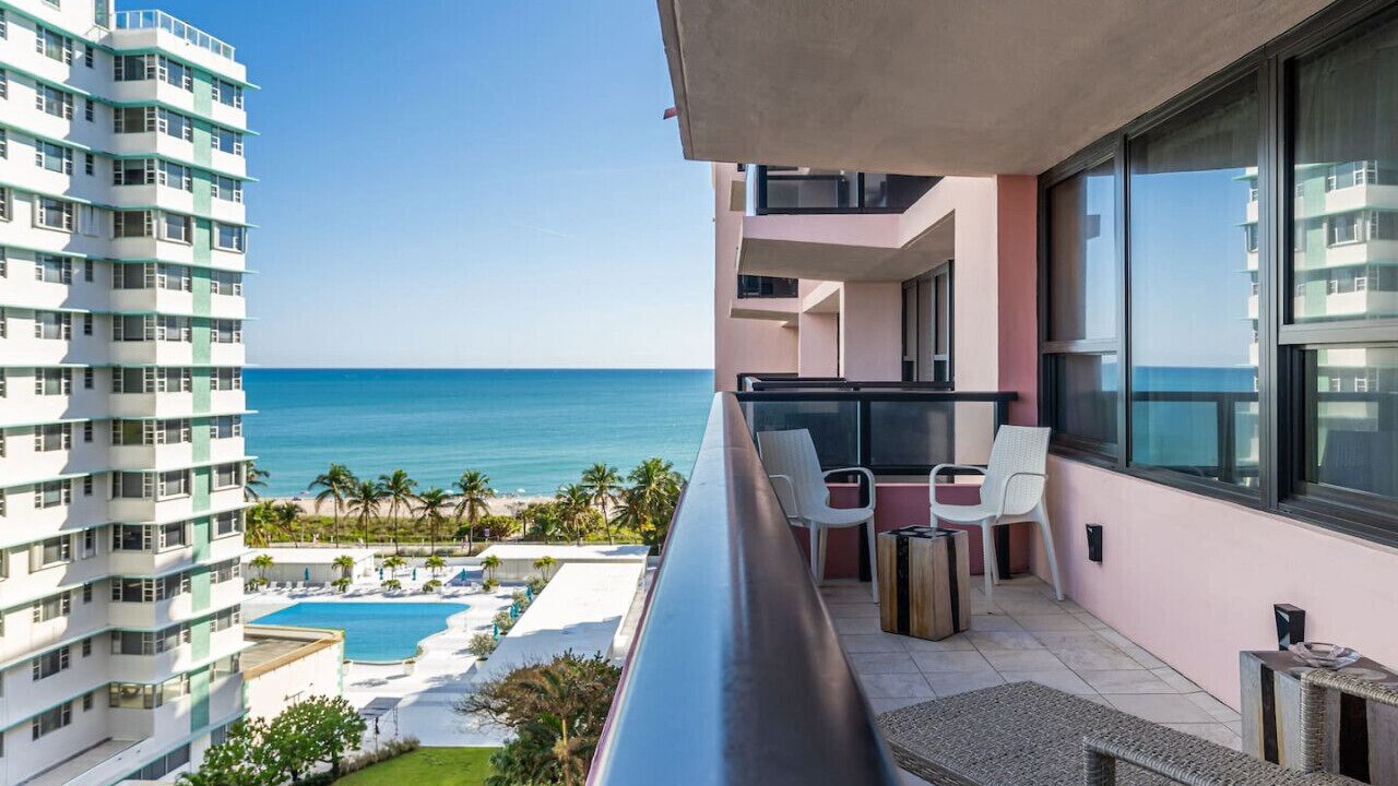 Photo of Outdoor in Mid Beach