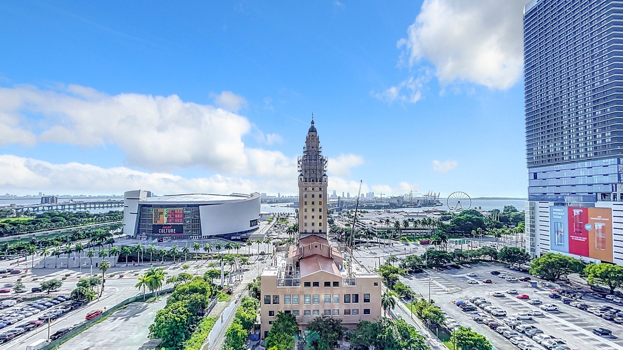 Photo of Others in Downtown Miami