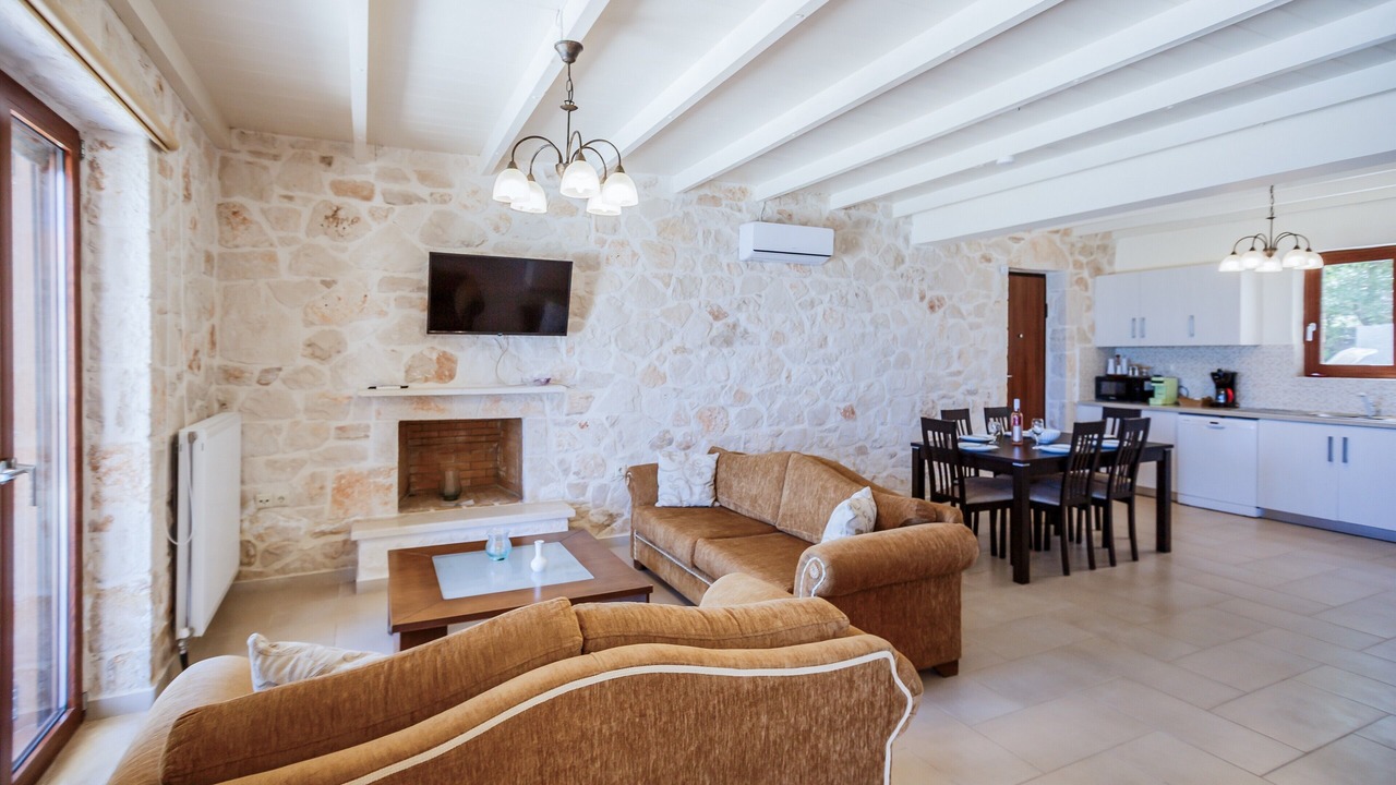 Photo of Livingroom in Elation