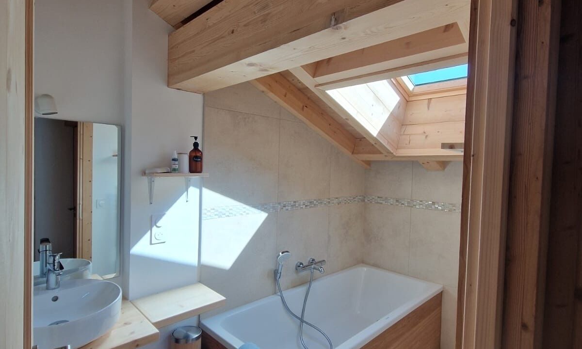 Photo of Bathroom in Cordon