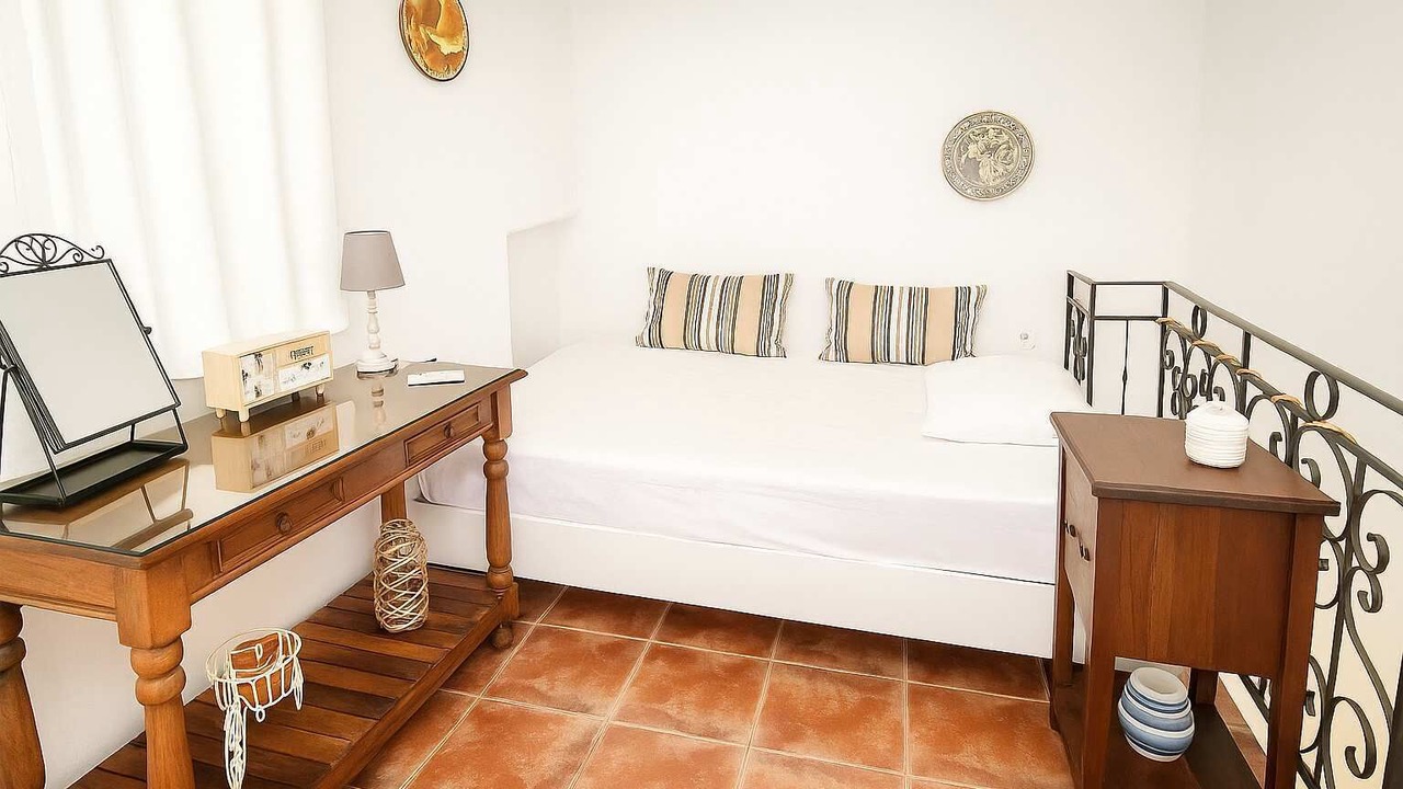Photo of Bedroom in Lefkes