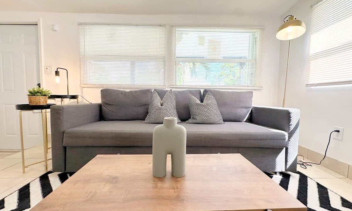 Photo of Livingroom in Miami Shores