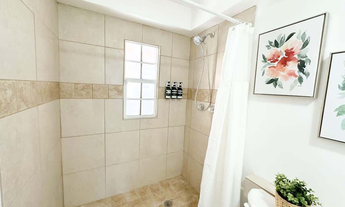 Photo of Bathroom in Miami Shores