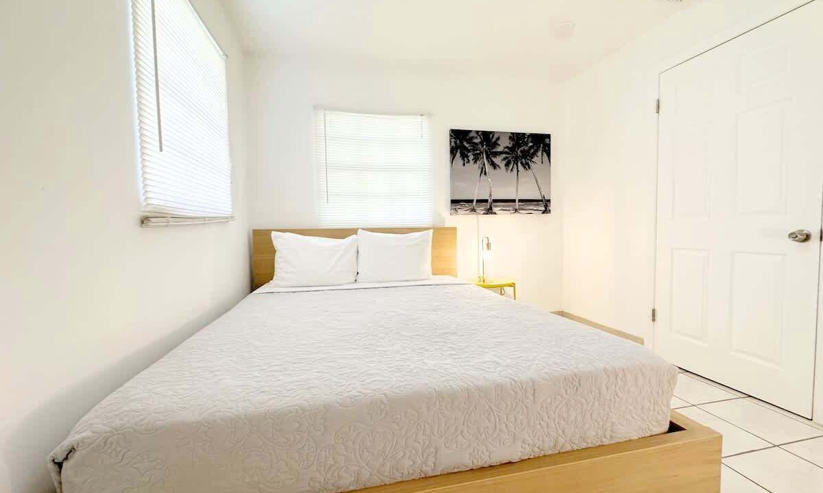 Photo of Bedroom in Miami Shores