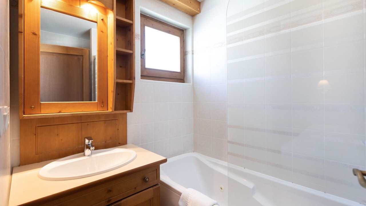 Photo of Bathroom in La Rosiere