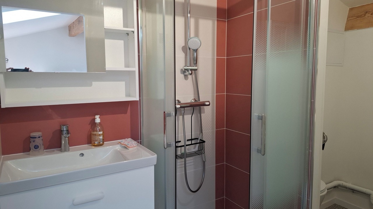 Photo of Bathroom in Fuveau