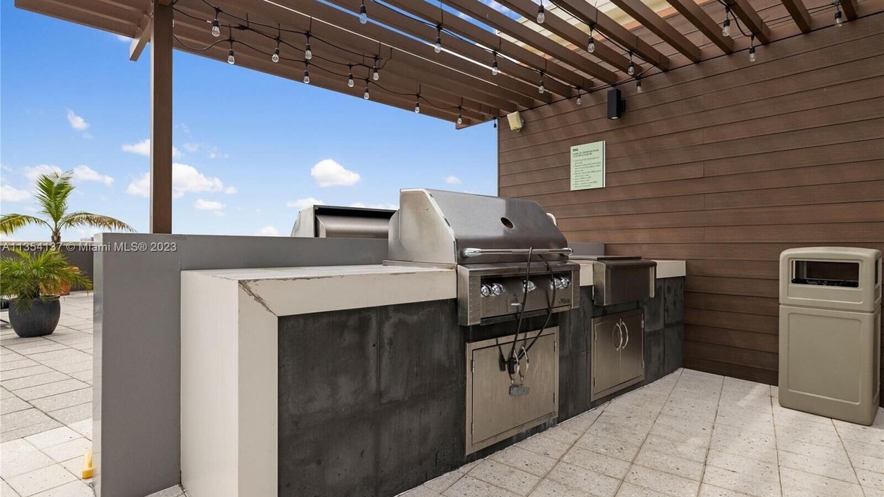 Photo of Patio Balcony in Midtown