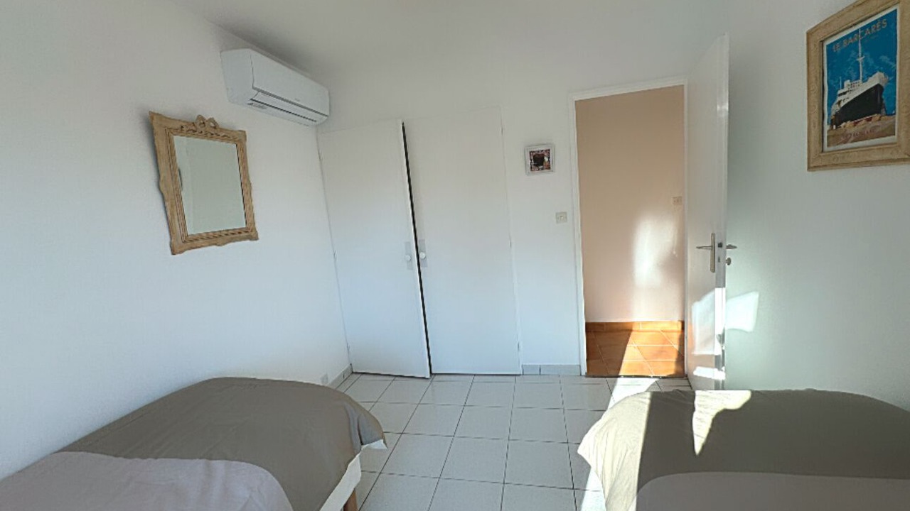Photo of Bedroom in Les Mayons