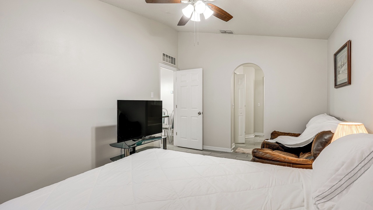 Photo of Bedroom in Winter Haven