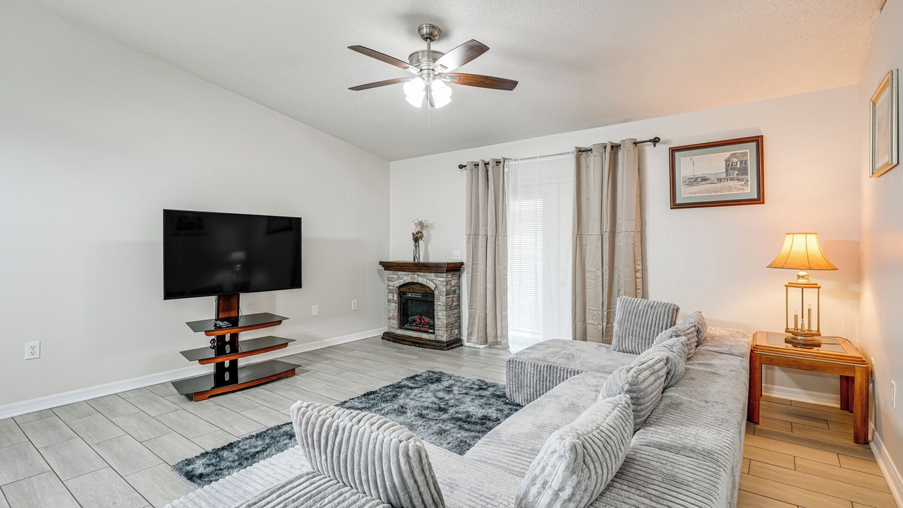 Photo of Bedroom in Winter Haven