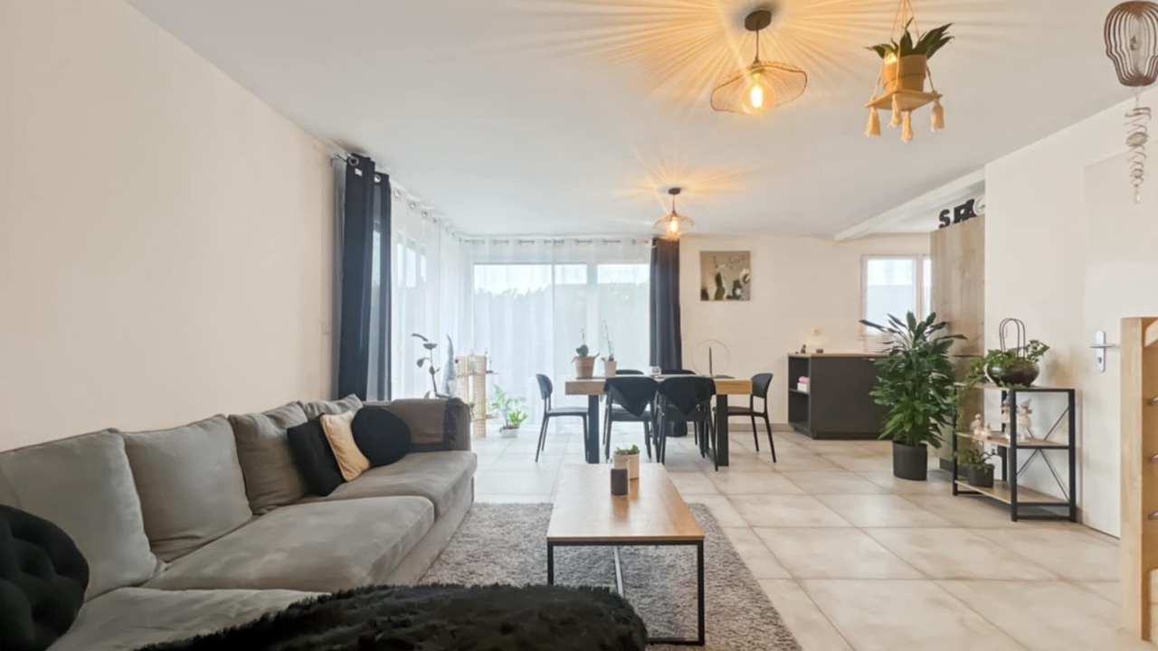Photo of Livingroom in Anthy-sur-Leman