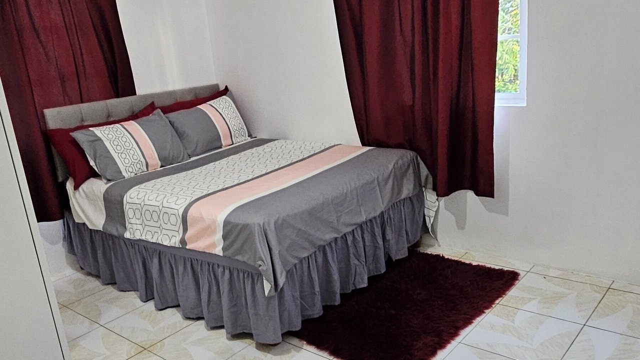 Photo of Bedroom in Mandeville