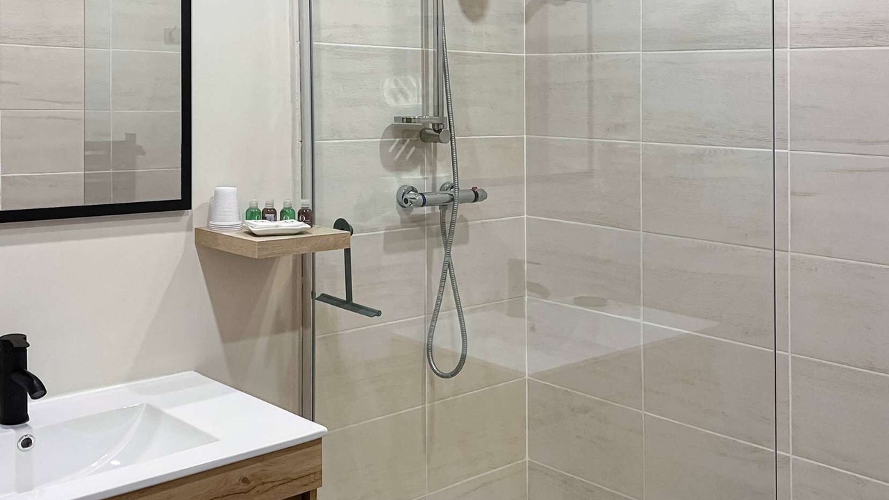 Photo of Bathroom in Arcomps