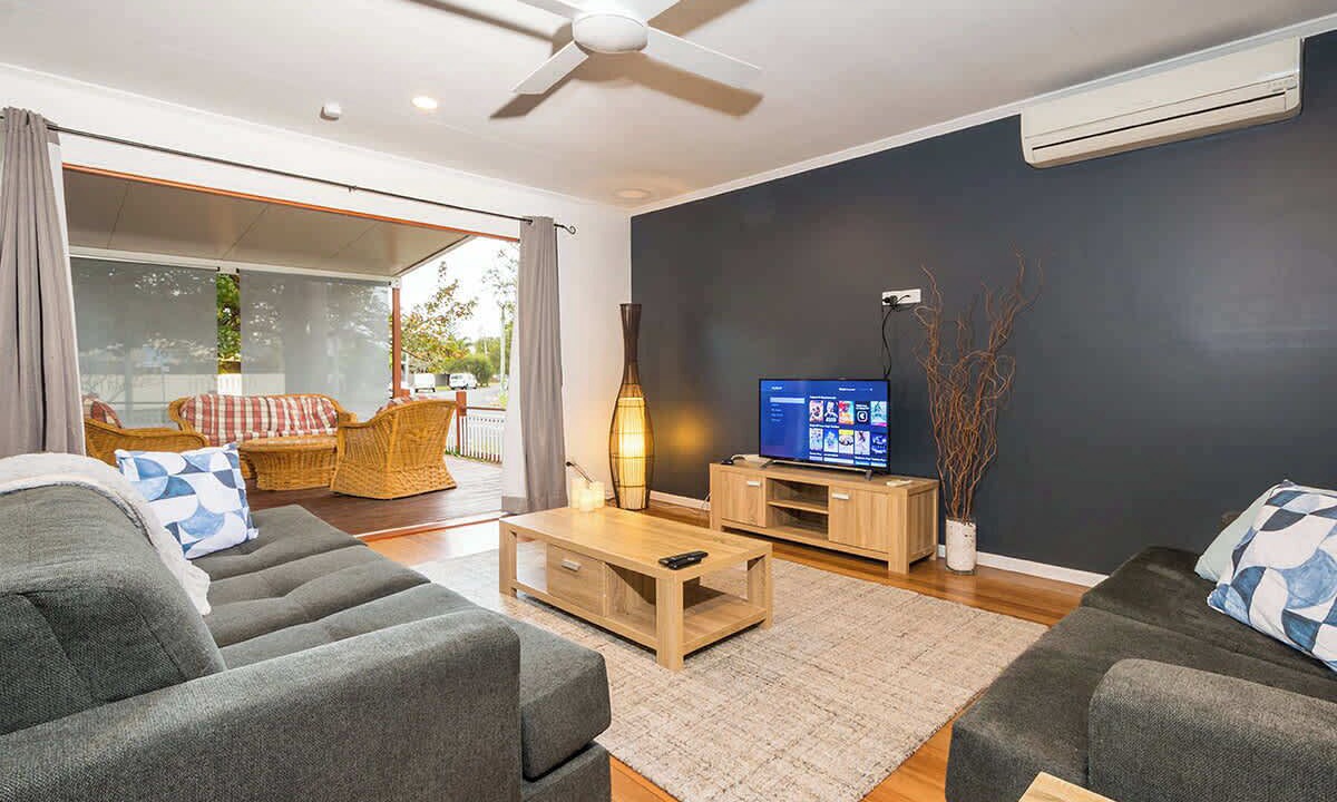 Photo of Livingroom in Burleigh Heads