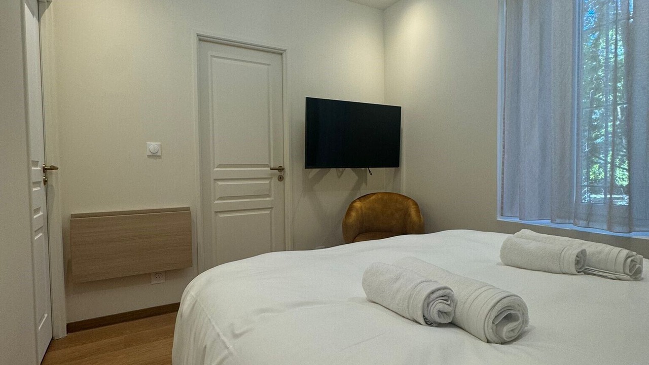 Photo of Bedroom in Chateau-Ville-Vieille