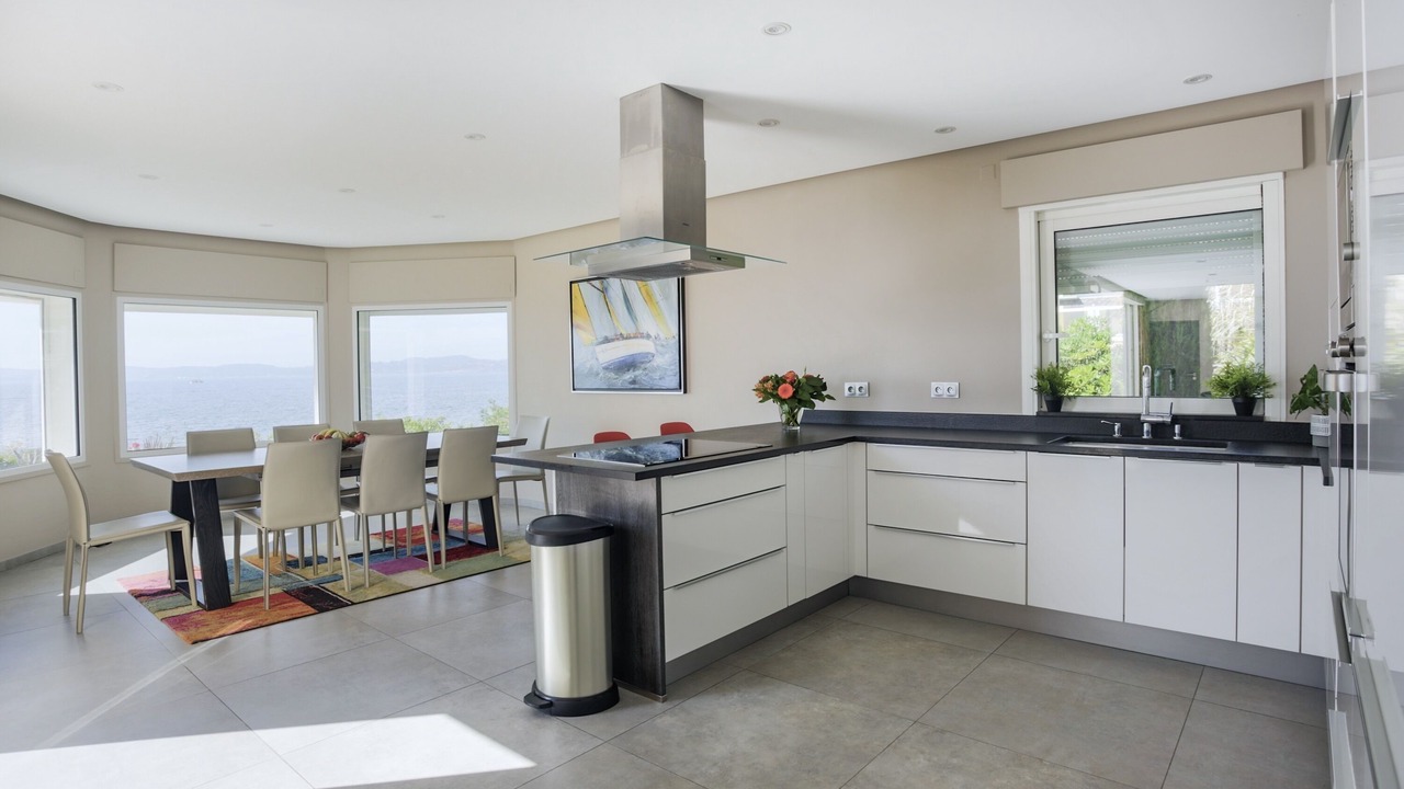 Photo of Kitchen in Sainte-Maxime City Centre