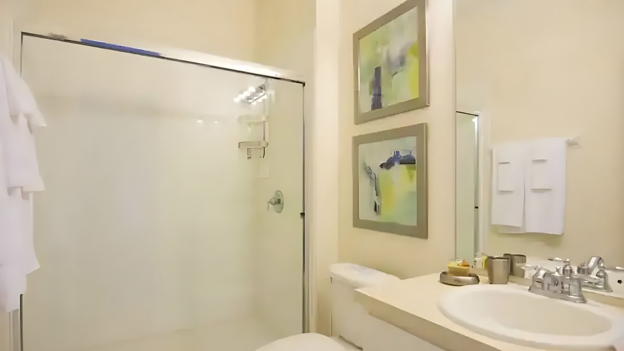 Photo of Bathroom in Windsor Hills