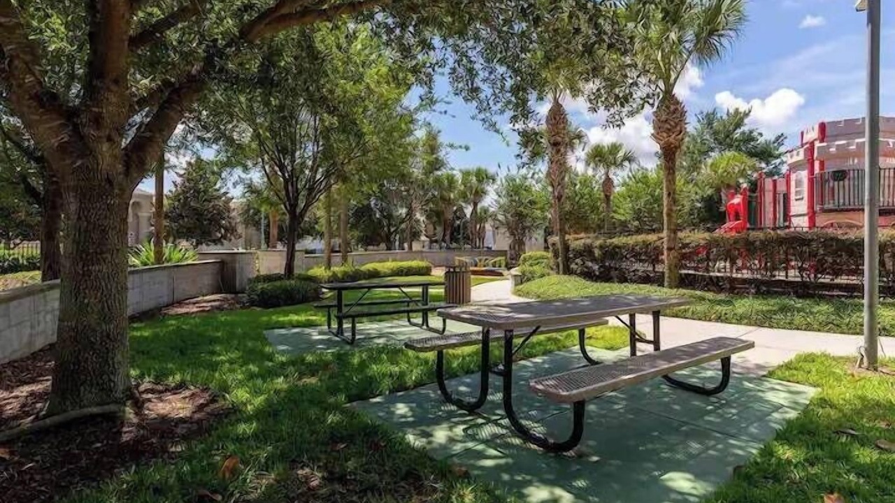 Photo of Outdoor in Windsor Hills