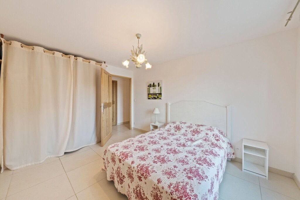 Photo of Bedroom in Tavernes