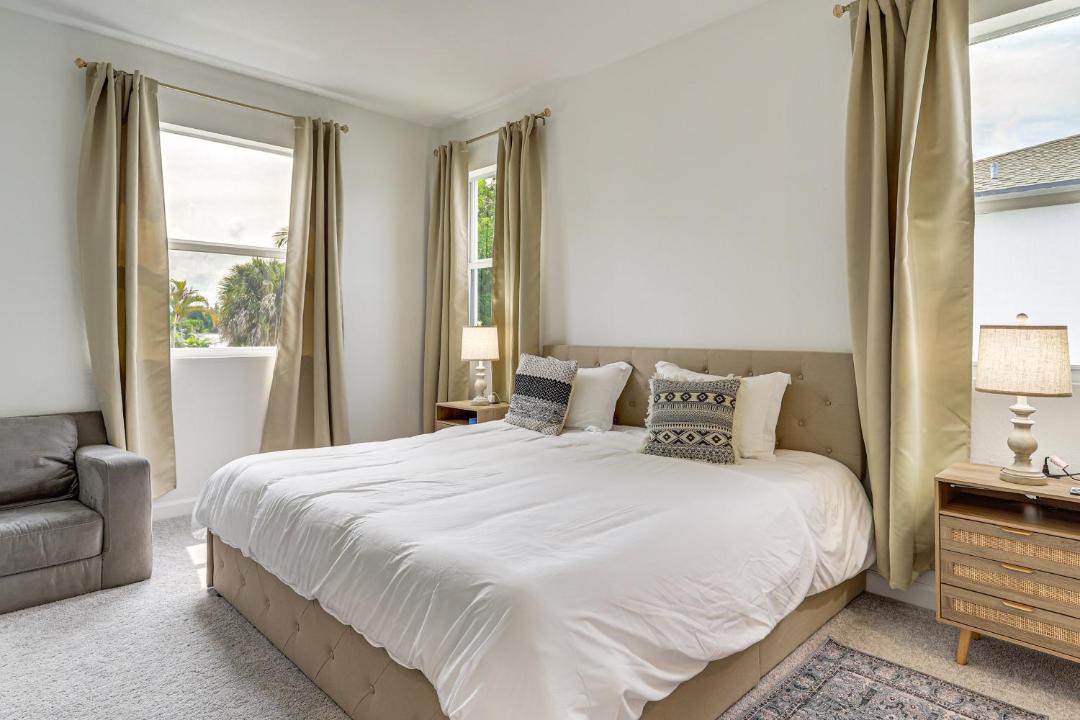 Photo of Bedroom in Florida City