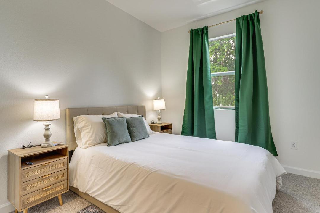Photo of Bedroom in Florida City