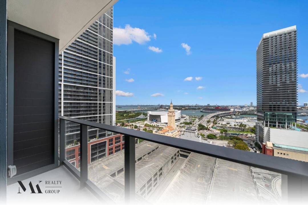 Photo of Others in Downtown Miami