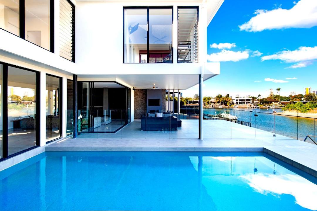 Photo of Others in Broadbeach Waters