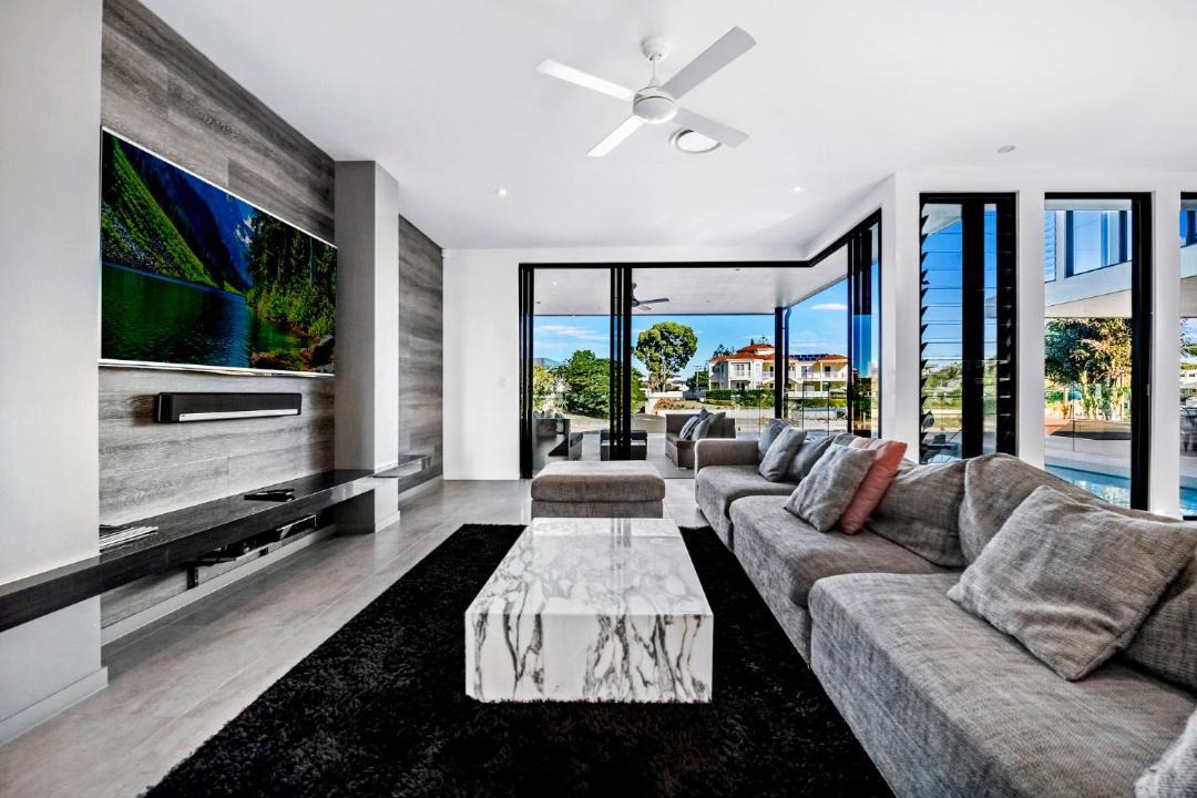 Photo of Others in Broadbeach Waters
