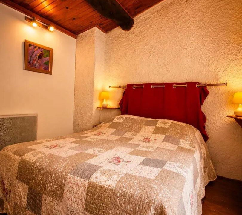 Photo of Bedroom in La Roche-sur-le-Buis