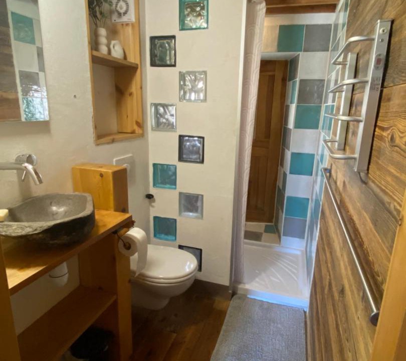 Photo of Bathroom in Saint-Martin-de-Queyrieres