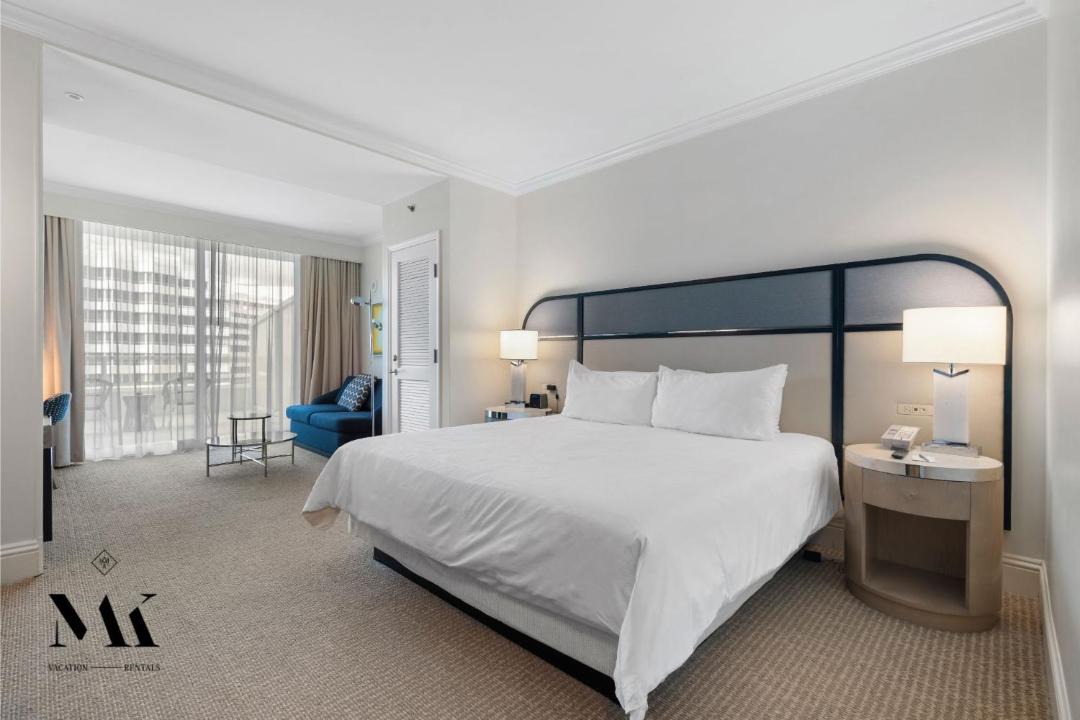 Photo of Bedroom in Mid Beach