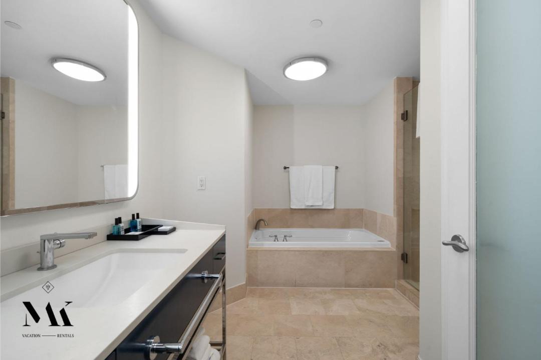 Photo of Bathroom in Mid Beach
