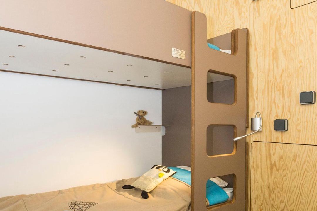 Photo of Bedroom in Arc-1800