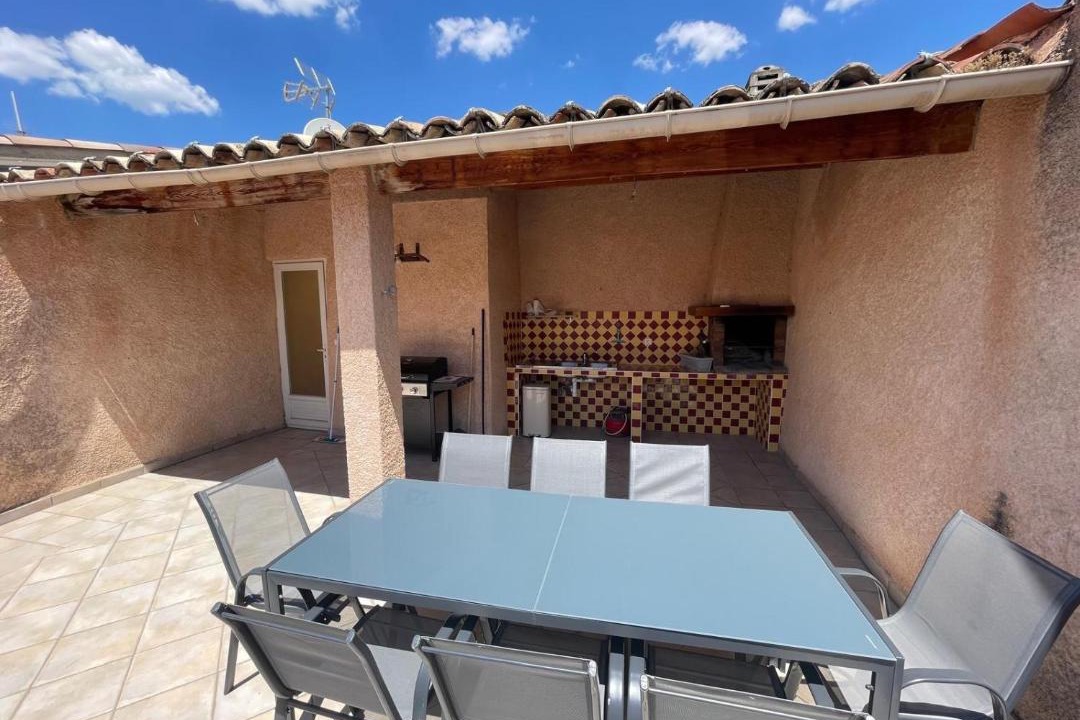 Photo of Patio Balcony in Riez