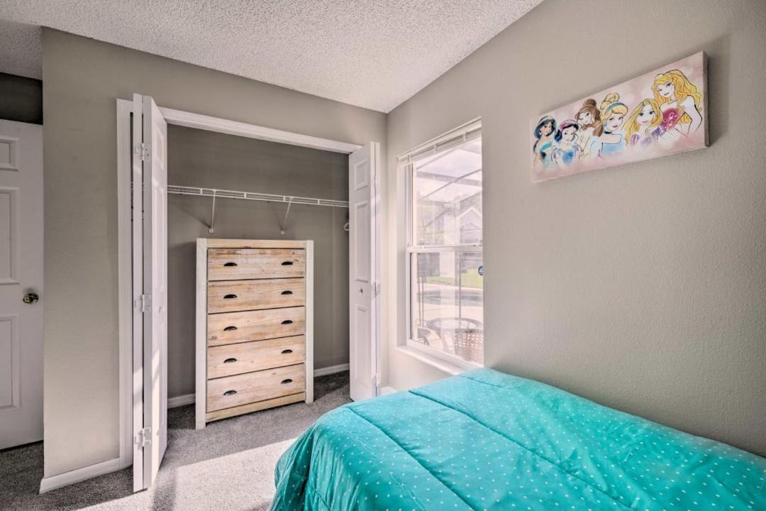 Photo of Bedroom in Seasons