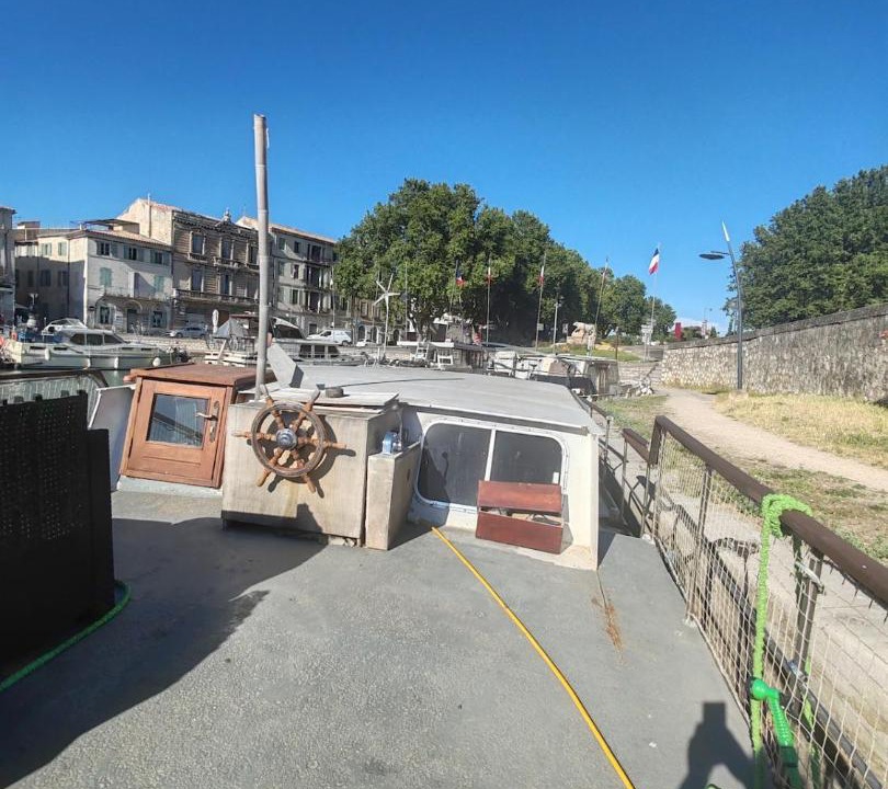 Photo of Others in Beaucaire