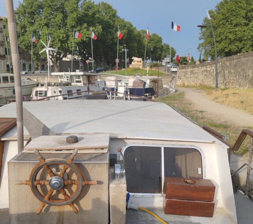 Photo of Others in Beaucaire