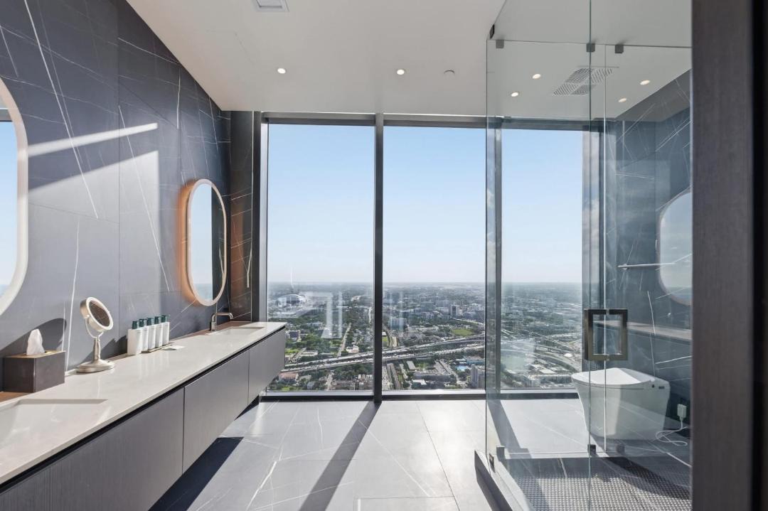Photo of Bathroom in Downtown Miami