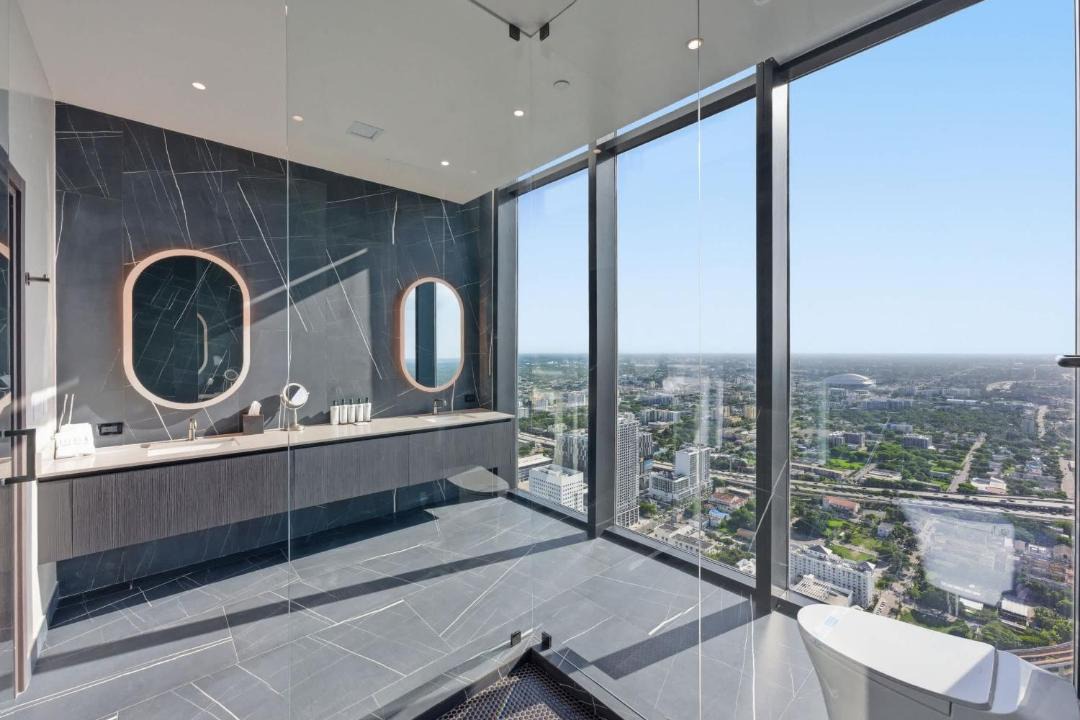 Photo of Bathroom in Downtown Miami