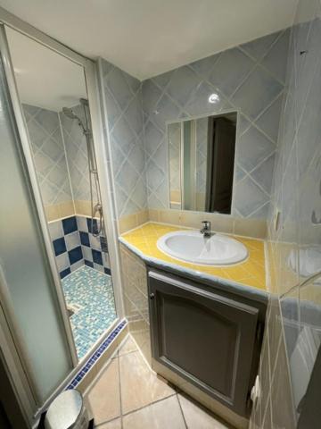 Photo of Bathroom in Riez