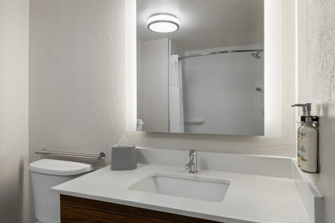 Photo of Bathroom in Lake Wales