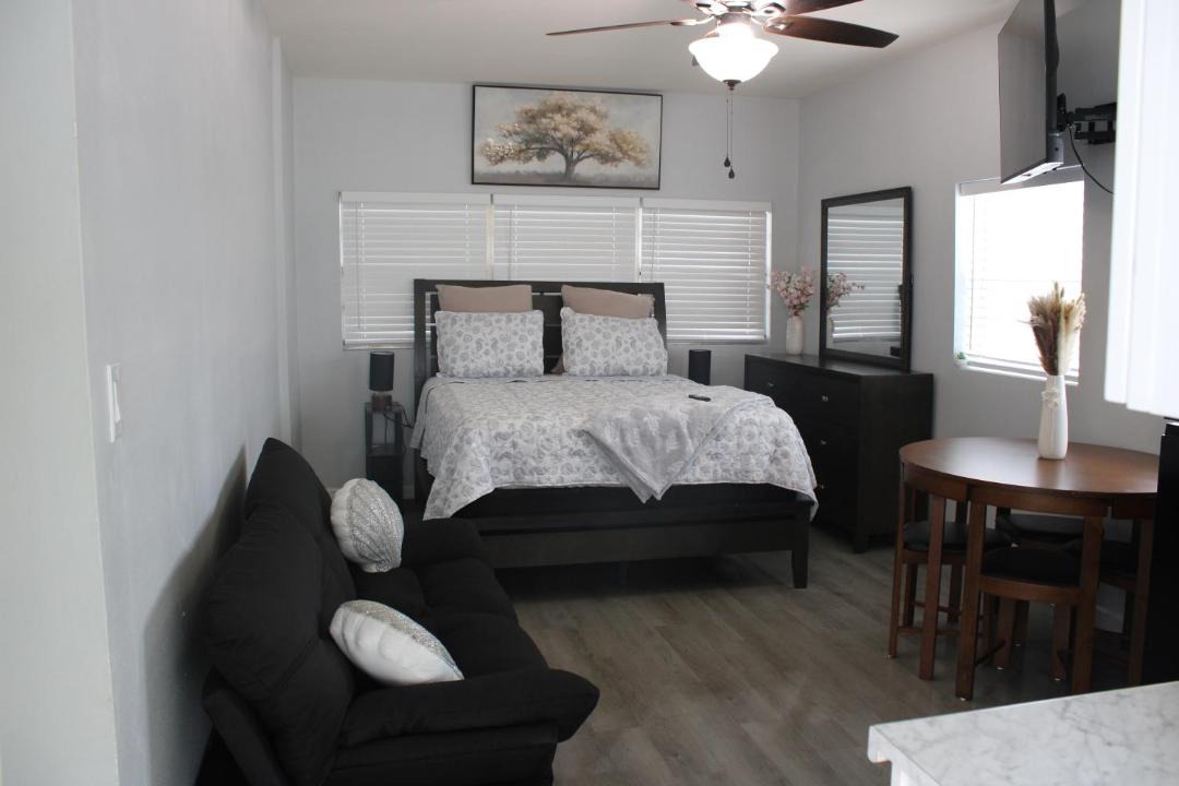 Photo of Bedroom in Crystal Lake