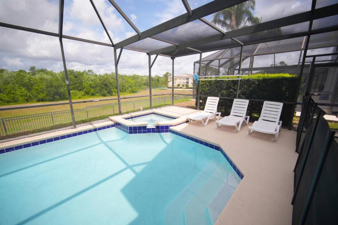Photo of Patio Balcony in Windsor Palms