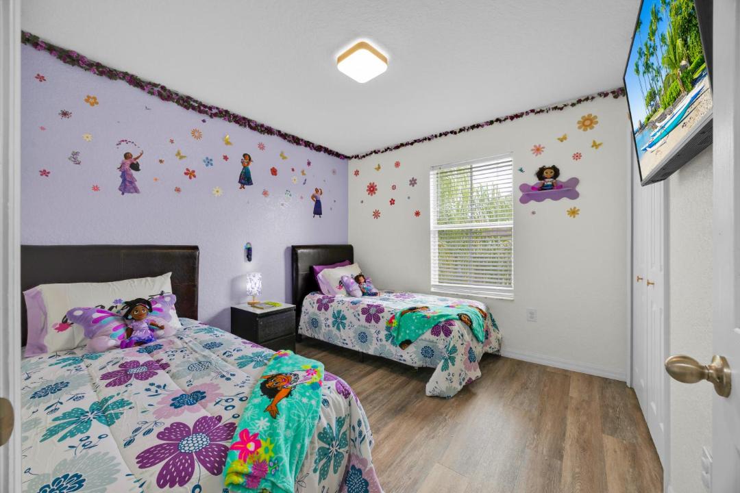 Photo of Bedroom in Regal Palms