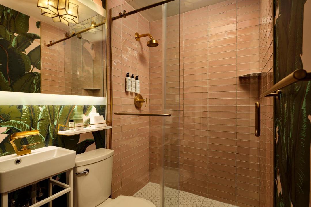 Photo of Bathroom in Mid Beach