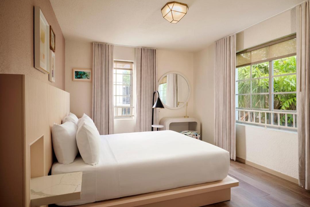 Photo of Bedroom in Mid Beach