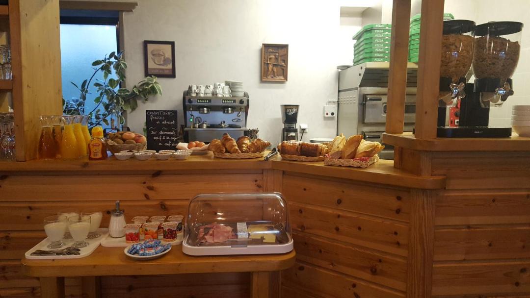 Photo of Kitchen in LʼArgentiere-la-Bessee