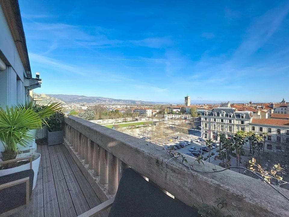 Photo of Patio Balcony in Valence