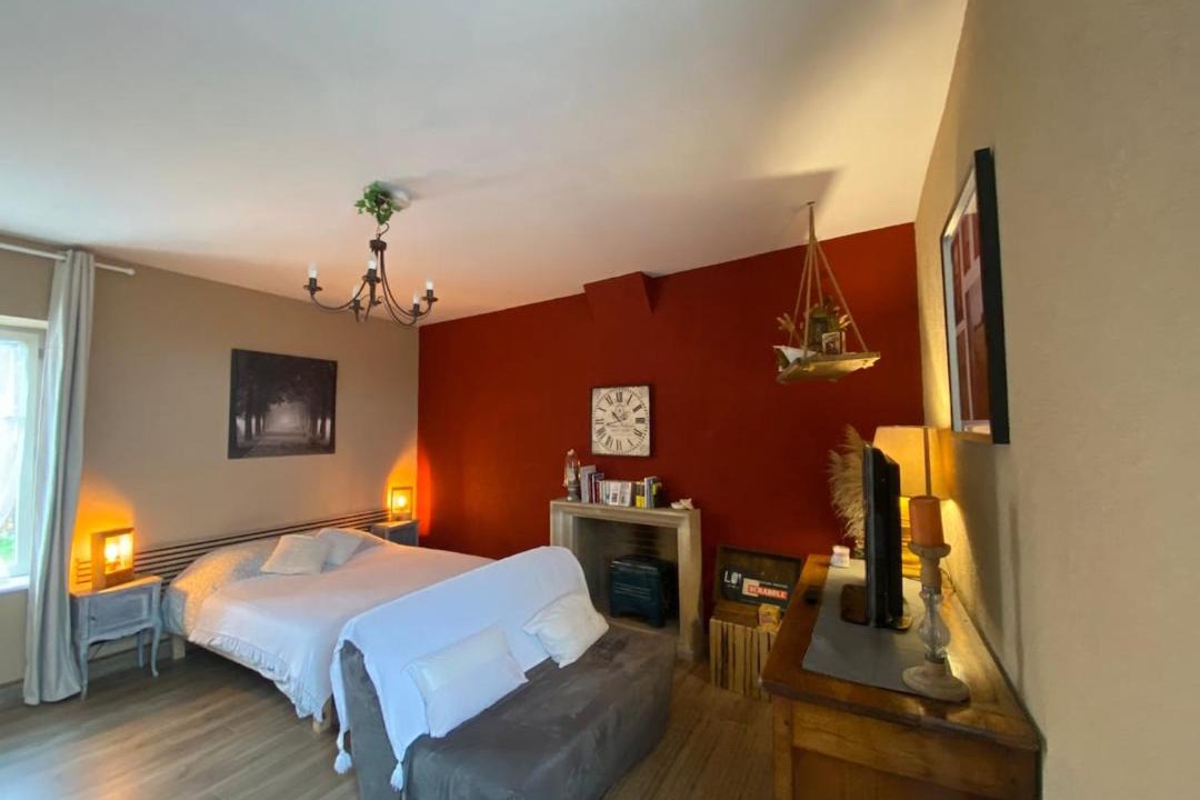 Photo of Bedroom in Bourbon-l'Archambault